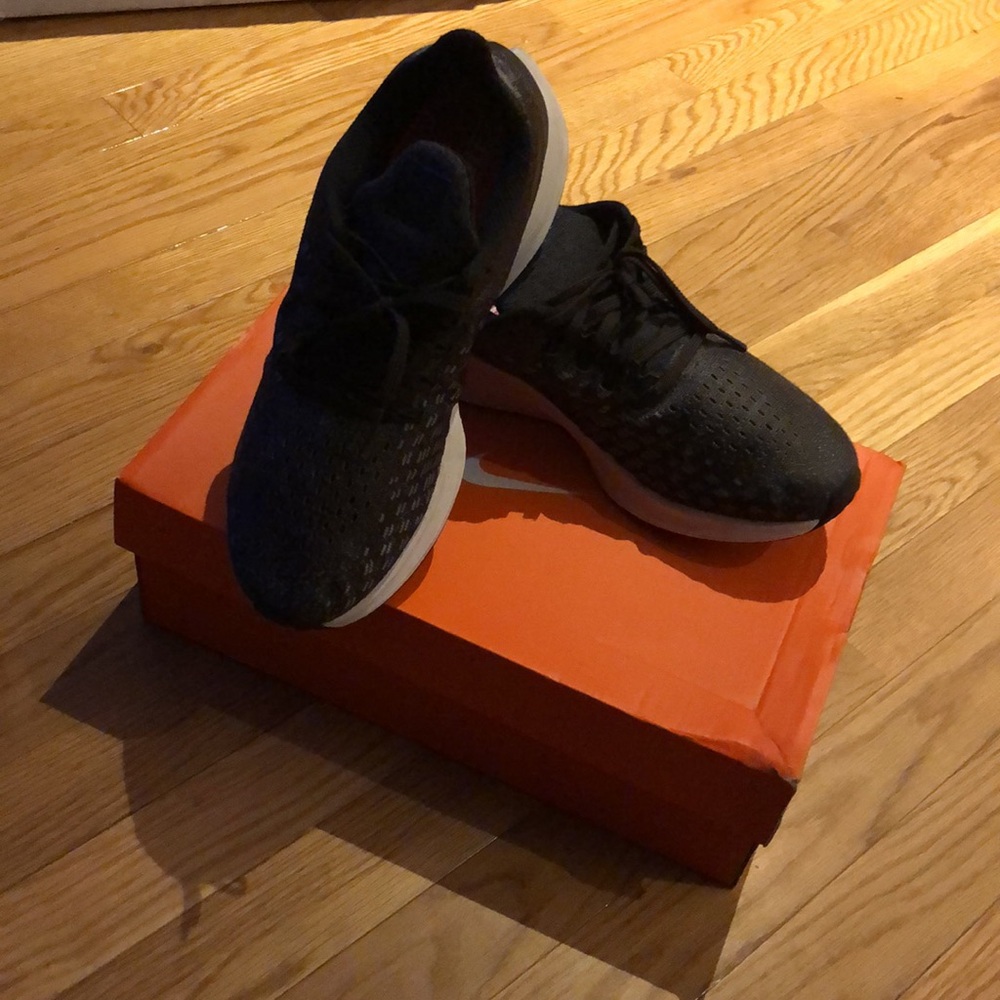 Men’s Nike Air Zoom Pegasus Black/Grey-Gunsmoke-White Size 7